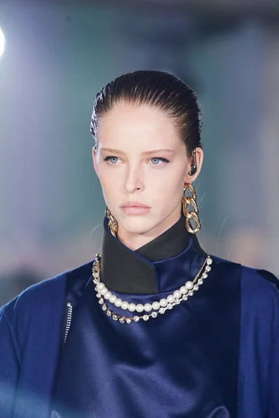 Look 104
